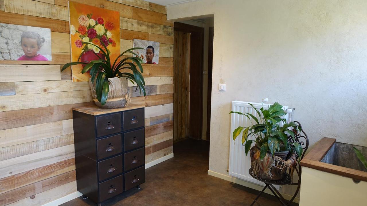 Le Jardin Des Secrets Bed and Breakfast La Voivre  Εξωτερικό φωτογραφία